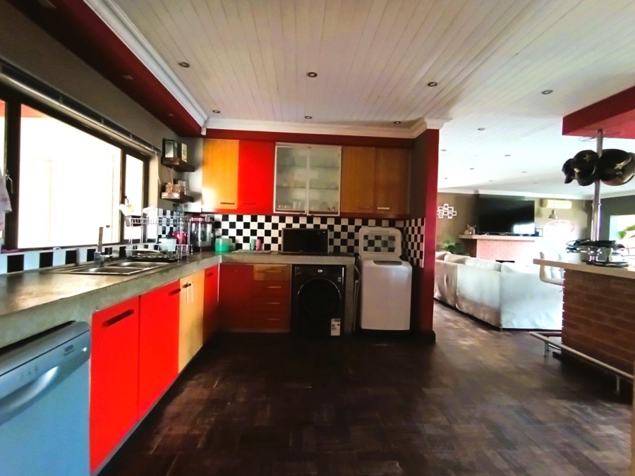 4 Bedroom Property for Sale in Willows Free State